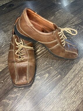 Sandro Men's Comfort Gel Size 10.5 D Brown Soft Leather Lace Up Oxfords Shoes